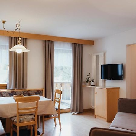 Residence Chalet Pinis コルヴァーラ・イン・バディーア エクステリア 写真