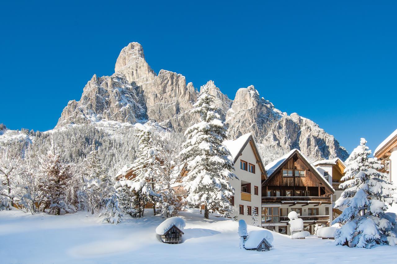 Residence Chalet Pinis コルヴァーラ・イン・バディーア エクステリア 写真