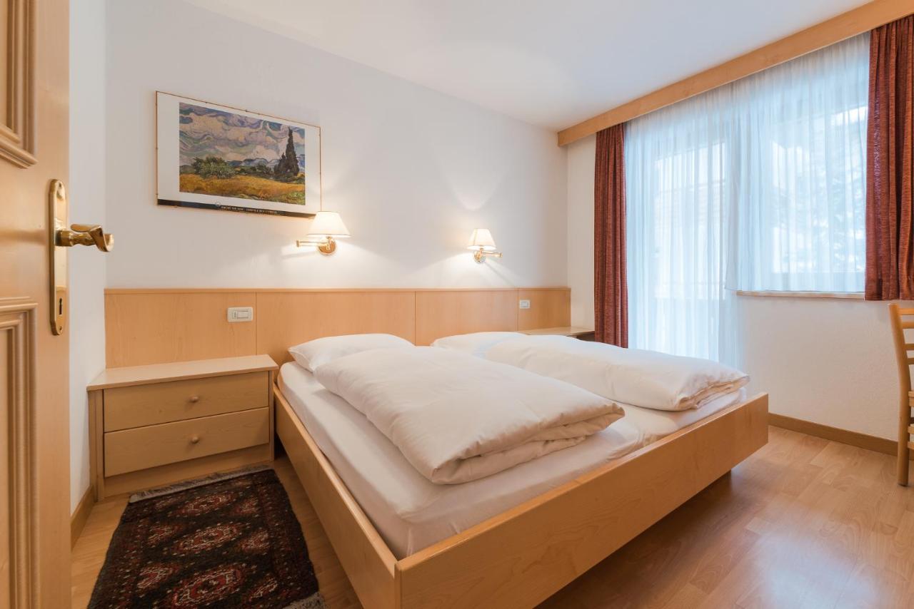 Residence Chalet Pinis コルヴァーラ・イン・バディーア エクステリア 写真